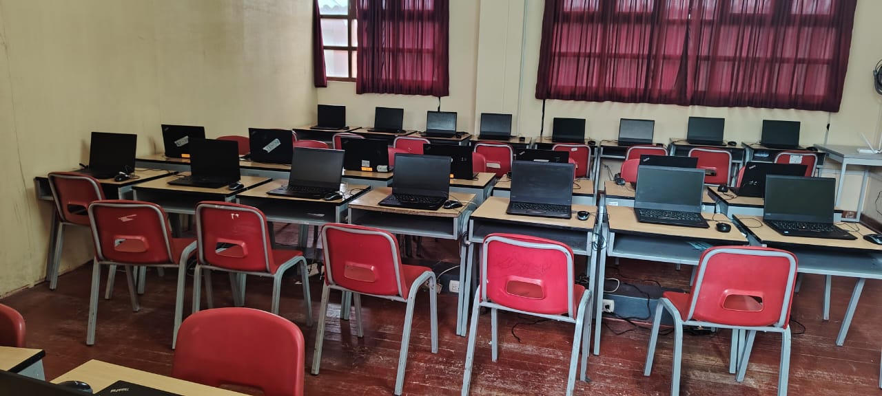 Aula de Innovación 3 (Laptops)